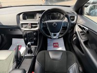 USED 2019 19 VOLVO V40 2.0 T2 GPF R-Design Hatchback 5dr Petrol Manual Euro 6 (s/s) (122 ps) **FINANCE ME FOR UP TO 5 YEARS WITH NO DEPOSIT**