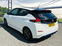 USED 2018 18 NISSAN LEAF 40kWh Tekna Hatchback 5dr Electric Auto (150 ps) FSH / HEATED SEATS / BOSE