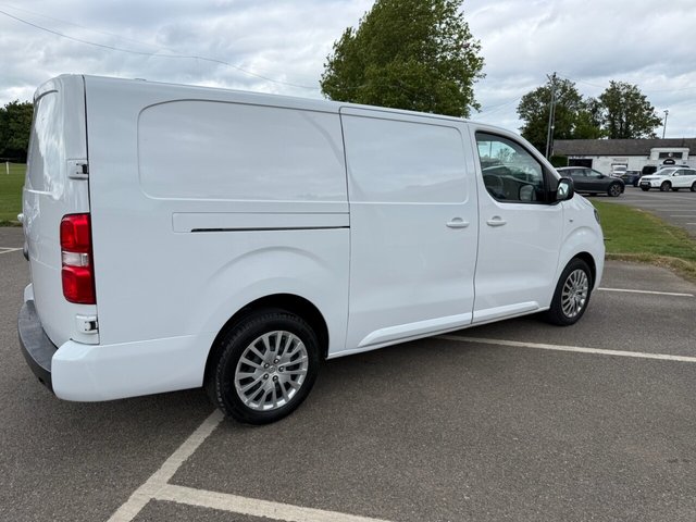 View our VAUXHALL VIVARO