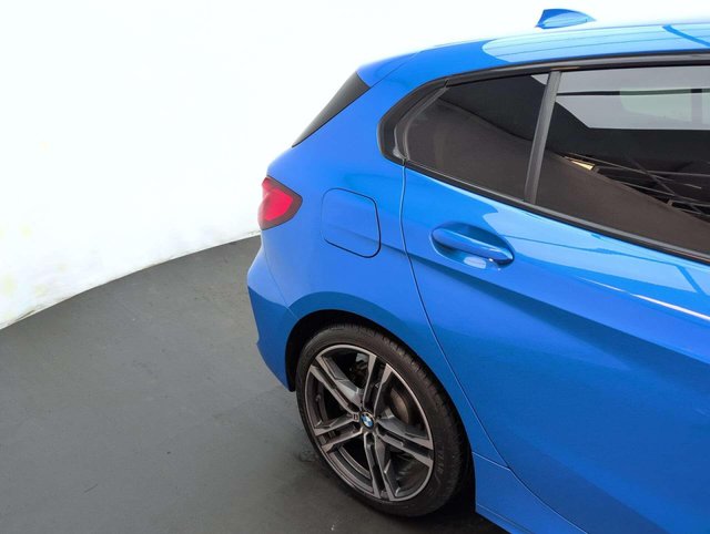 USED 2022 71 BMW 1 SERIES 1.5 118i M Sport Auto 5dr CLICK+COLLECT / HOME DELIVERY