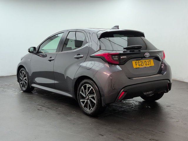 USED 2021 21 TOYOTA YARIS 1.5 Yaris Design HEV CVT 5dr CLICK+COLLECT / HOME DELIVERY