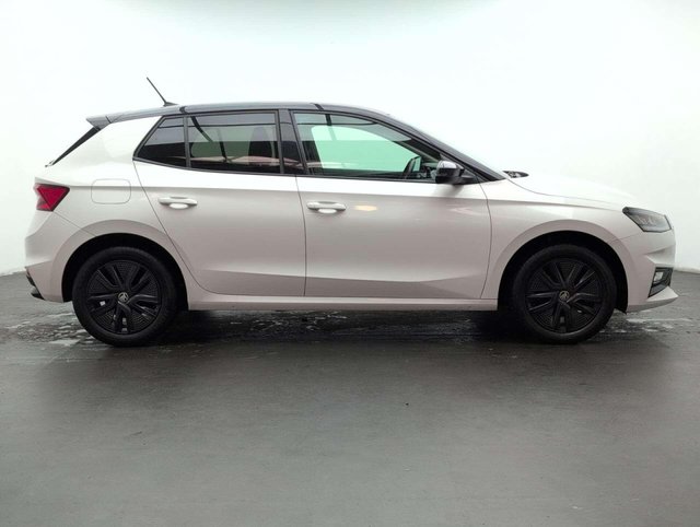 USED 2022 22 SKODA FABIA 1.0 Fabia Colour Edition TSi 5dr CLICK+COLLECT / HOME DELIVERY