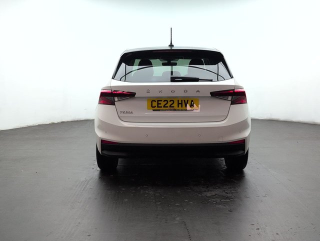 USED 2022 22 SKODA FABIA 1.0 Fabia Colour Edition TSi 5dr CLICK+COLLECT / HOME DELIVERY