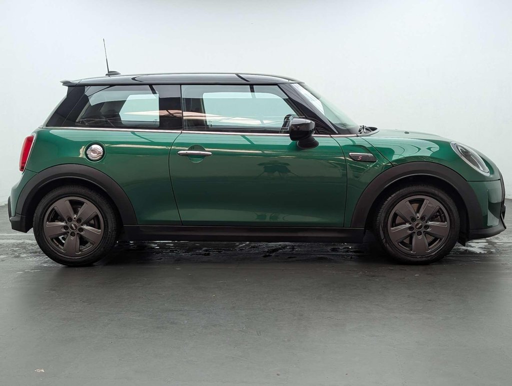 Used 2022 22 MINI HATCH 2.0 Cooper S Classic 3dr CLICK+COLLECT / HOME DELIVERY