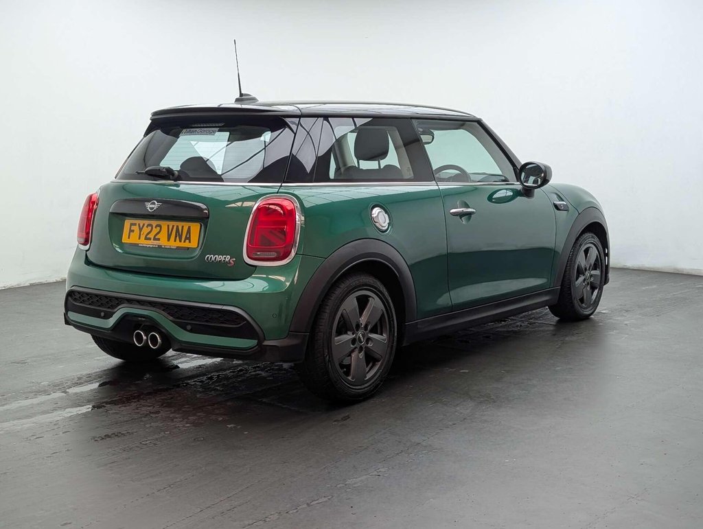 Used 2022 22 MINI HATCH 2.0 Cooper S Classic 3dr CLICK+COLLECT / HOME DELIVERY