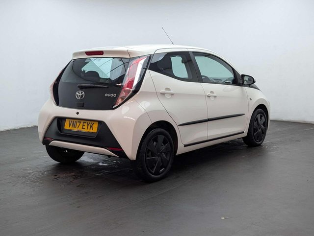 USED 2017 17 TOYOTA AYGO 1.0 Aygo X-Play VVT-i CVT 5dr CLICK+COLLECT / HOME DELIVERY