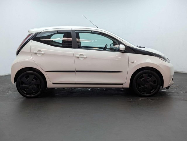 USED 2017 17 TOYOTA AYGO 1.0 Aygo X-Play VVT-i CVT 5dr CLICK+COLLECT / HOME DELIVERY