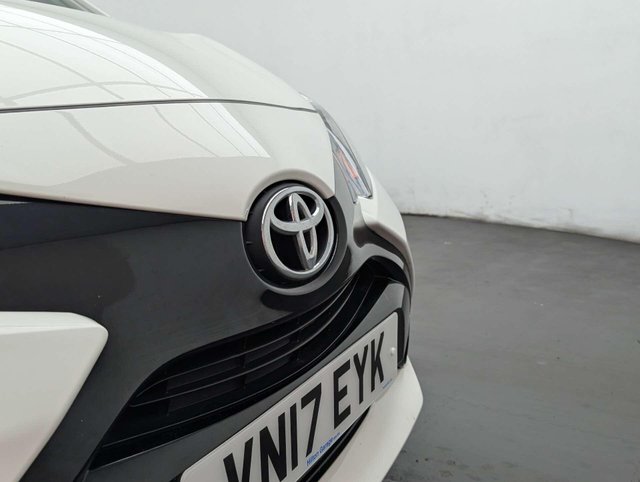 USED 2017 17 TOYOTA AYGO 1.0 Aygo X-Play VVT-i CVT 5dr CLICK+COLLECT / HOME DELIVERY