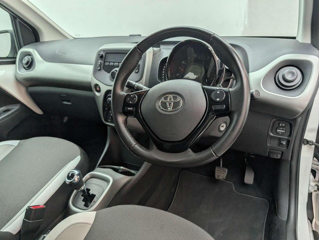 USED 2017 17 TOYOTA AYGO 1.0 Aygo X-Play VVT-i CVT 5dr CLICK+COLLECT / HOME DELIVERY