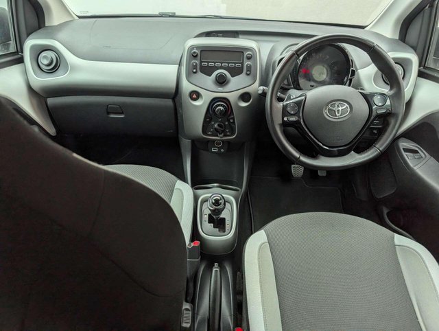 USED 2017 17 TOYOTA AYGO 1.0 Aygo X-Play VVT-i CVT 5dr CLICK+COLLECT / HOME DELIVERY