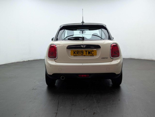 USED 2019 19 MINI HATCH 1.5 Cooper Classic 5dr CLICK+COLLECT / HOME DELIVERY