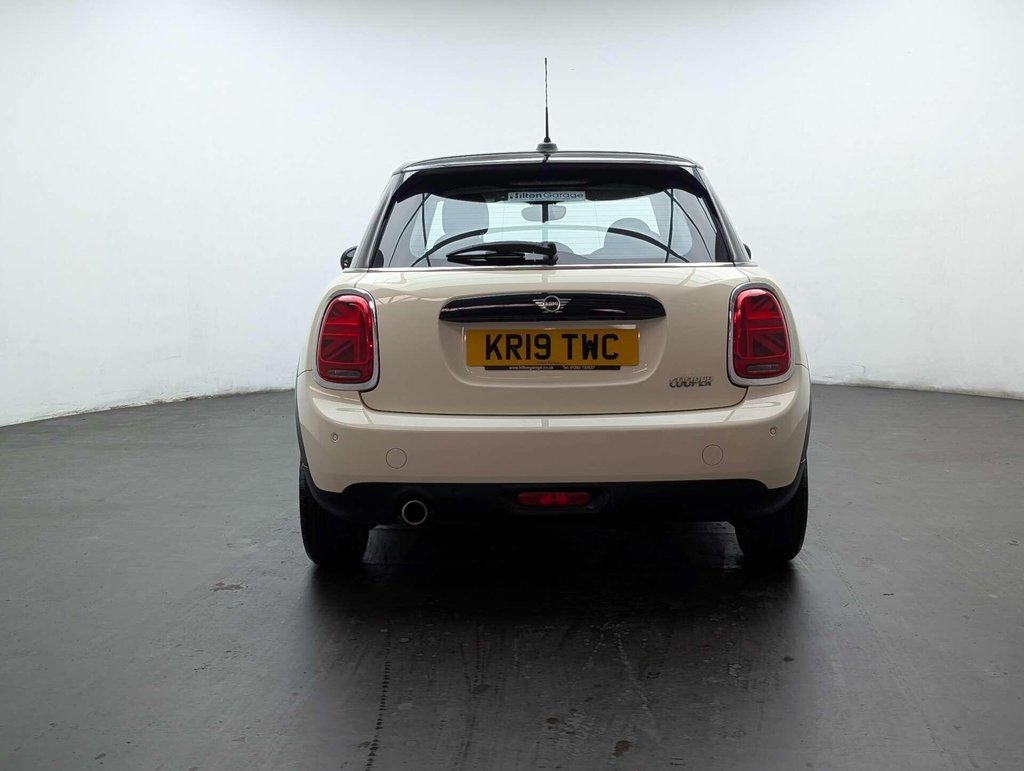 Used 2019 19 MINI HATCH 1.5 Cooper Classic 5dr CLICK+COLLECT / HOME DELIVERY