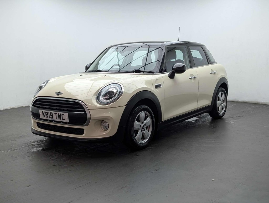 Used 2019 19 MINI HATCH 1.5 Cooper Classic 5dr CLICK+COLLECT / HOME DELIVERY