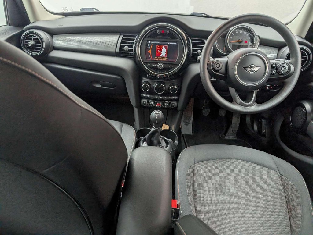 Used 2019 19 MINI HATCH 1.5 Cooper Classic 5dr CLICK+COLLECT / HOME DELIVERY