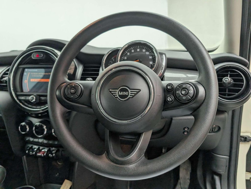 Used 2019 19 MINI HATCH 1.5 Cooper Classic 5dr CLICK+COLLECT / HOME DELIVERY