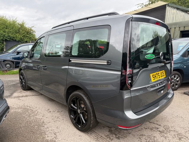 View our VOLKSWAGEN CADDY MAXI