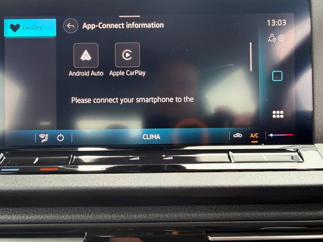 View our VOLKSWAGEN CADDY MAXI