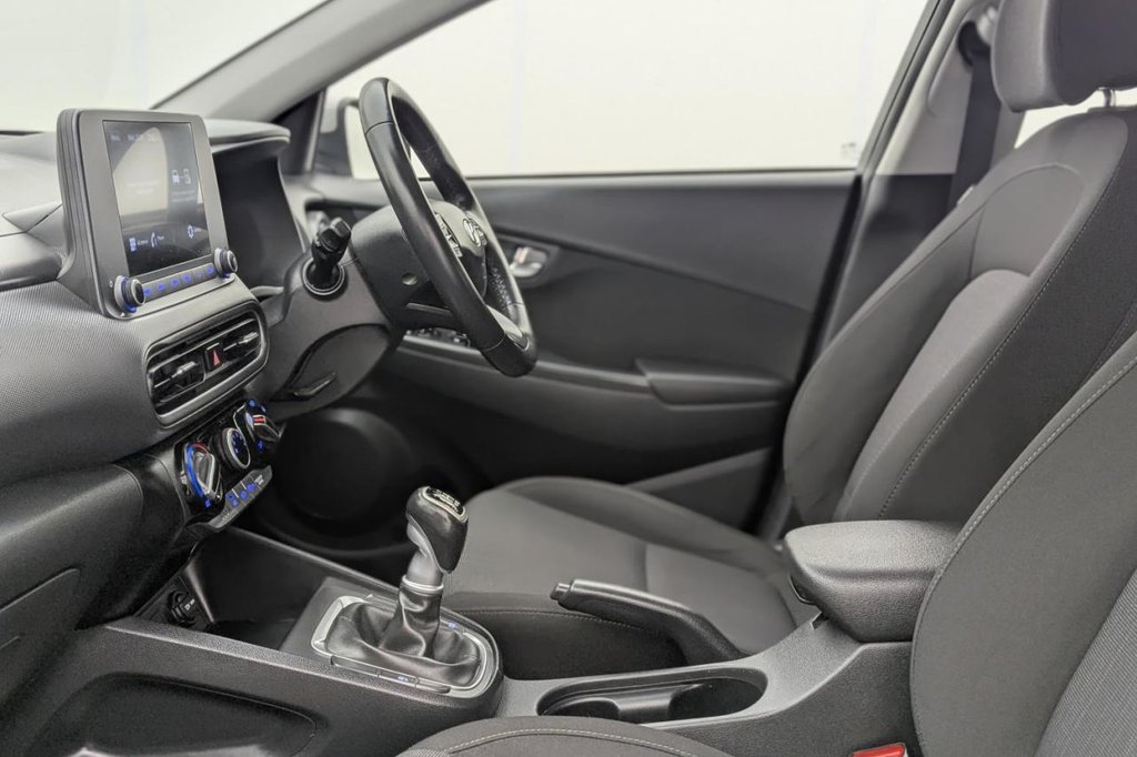 USED 2022 22 HYUNDAI KONA 1.0 T-GDi MHEV SE Connect SUV 5dr Petrol Hybrid Manual Euro 6 (s/s) (120 ps) Rear Camera, Cruise, Air Con
