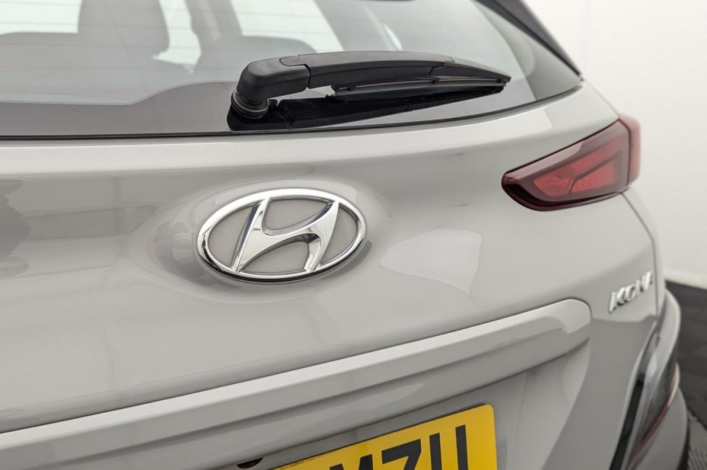 USED 2022 22 HYUNDAI KONA 1.0 T-GDi MHEV SE Connect SUV 5dr Petrol Hybrid Manual Euro 6 (s/s) (120 ps) Rear Camera, Cruise, Air Con