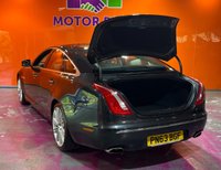 USED 2014 63 JAGUAR XJ 3.0d V6 Portfolio Saloon 4dr Diesel Auto Euro 5 (s/s) (275 ps) Digital Television Tuner
