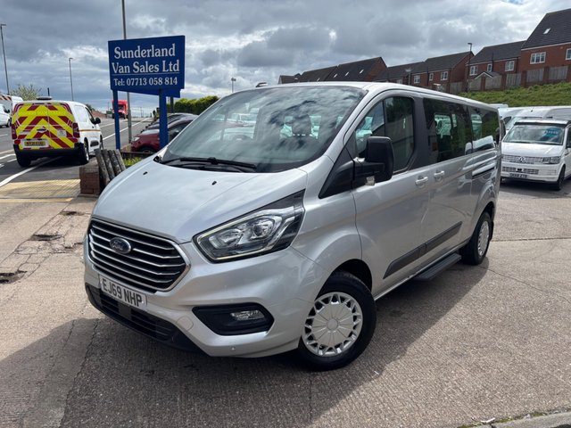 View our FORD TOURNEO CUSTOM