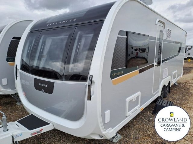 View our BUCCANEER SKYLINER CRUISER