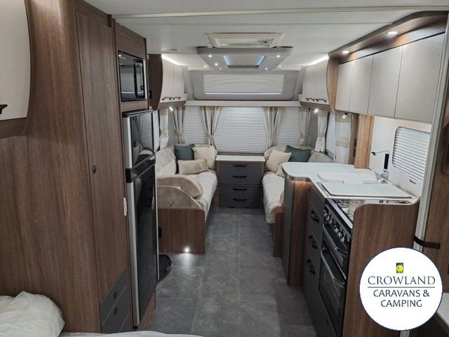 View our BUCCANEER SKYLINER CRUISER