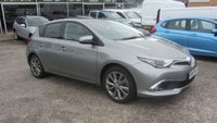 USED 2017 17 TOYOTA AURIS 1.8 VVT-h Excel Hatchback 5dr Petrol Hybrid CVT Euro 6 (s/s) (Safety Sense) (136 ps) BLUETOOTH, SAT NAV, PARKING CAMERA