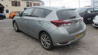 USED 2017 17 TOYOTA AURIS 1.8 VVT-h Excel Hatchback 5dr Petrol Hybrid CVT Euro 6 (s/s) (Safety Sense) (136 ps) BLUETOOTH, SAT NAV, PARKING CAMERA