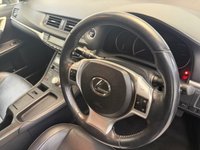 USED 2012 62 LEXUS CT 1.8 200h SE-L Hatchback 5dr Petrol Hybrid CVT Euro 5 (s/s) (136 ps) 13 Stamp Main Agent History