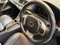 USED 2012 62 LEXUS CT 1.8 200h SE-L Hatchback 5dr Petrol Hybrid CVT Euro 5 (s/s) (136 ps) 13 Stamp Main Agent History