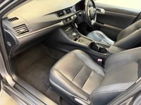 USED 2012 62 LEXUS CT 1.8 200h SE-L Hatchback 5dr Petrol Hybrid CVT Euro 5 (s/s) (136 ps) 13 Stamp Main Agent History