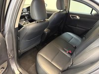 USED 2012 62 LEXUS CT 1.8 200h SE-L Hatchback 5dr Petrol Hybrid CVT Euro 5 (s/s) (136 ps) 13 Stamp Main Agent History