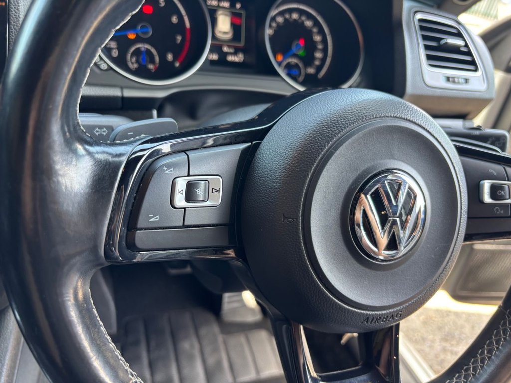 USED 2016 16 VOLKSWAGEN SCIROCCO 2.0 TSI BlueMotion Tech R Hatchback 3dr Petrol DSG Euro 6 (s/s) (280 ps) 