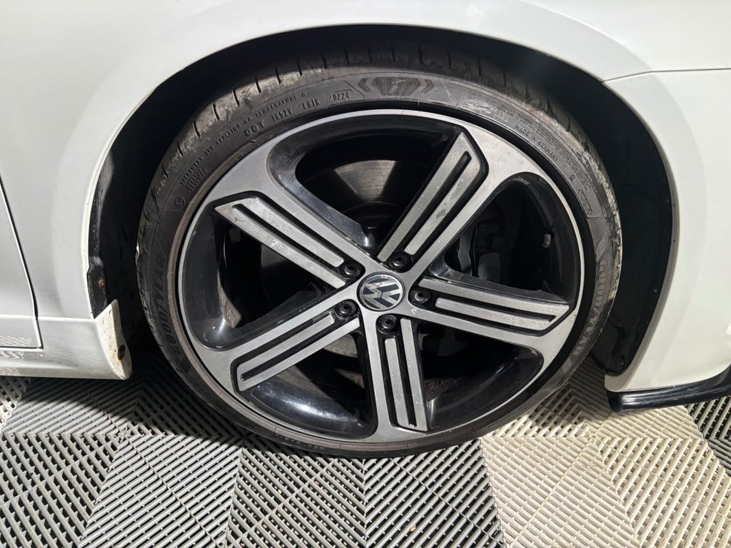 USED 2016 16 VOLKSWAGEN SCIROCCO 2.0 TSI BlueMotion Tech R Hatchback 3dr Petrol DSG Euro 6 (s/s) (280 ps) 