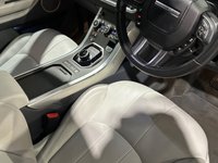 USED 2017 17 LAND ROVER RANGE ROVER EVOQUE 2.0 TD4 SE SUV 5dr Diesel Auto 4WD Euro 6 (s/s) (180 ps) 