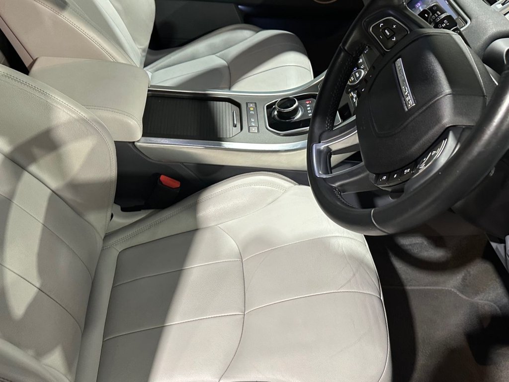 USED 2017 17 LAND ROVER RANGE ROVER EVOQUE 2.0 TD4 SE SUV 5dr Diesel Auto 4WD Euro 6 (s/s) (180 ps) 