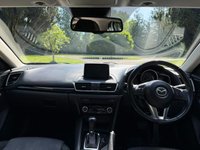 USED 2015 15 MAZDA MAZDA3 2.0 SKYACTIV-G SE-L Nav Hatchback 5dr Petrol Auto Euro 5 (s/s) (120 ps) SAT NAV-BLUETOOTH-HEAT SEATS-CRUISE