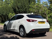 USED 2015 15 MAZDA MAZDA3 2.0 SKYACTIV-G SE-L Nav Hatchback 5dr Petrol Auto Euro 5 (s/s) (120 ps) SAT NAV-BLUETOOTH-HEAT SEATS-CRUISE