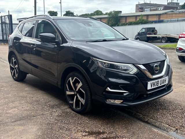 View our Nissan Qashqai 1.6 dCi Tekna SUV 5dr Diesel Manual Euro 6 in Black