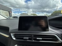 USED 2019 19 PEUGEOT 5008 1.5 BlueHDi Allure SUV 5dr Diesel EAT Euro 6 (s/s) (130 ps) Rear Camera, Apple CarPlay