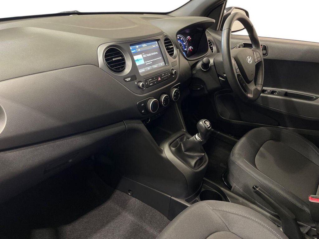 USED 2018 18 HYUNDAI I10 1.0 GO! SE Hatchback 5dr Petrol Manual Euro 6 (66 ps) one owner from new