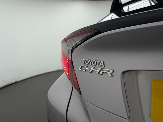 USED 2021 21 TOYOTA C-HR 2.0 C-HR Design HEV CVT 5dr CLICK+COLLECT / HOME DELIVERY