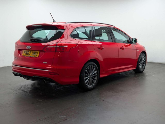 USED 2017 67 FORD FOCUS 1.5 Focus ST-Line 5dr CLICK+COLLECT / HOME DELIVERY