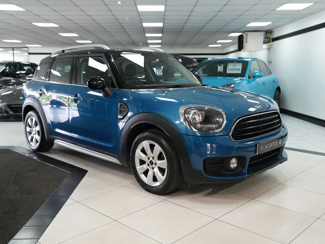 View our MINI Countryman 1.5 Cooper Classic SUV 5dr Petrol Steptronic Euro 6 (s/s) (136 ps)