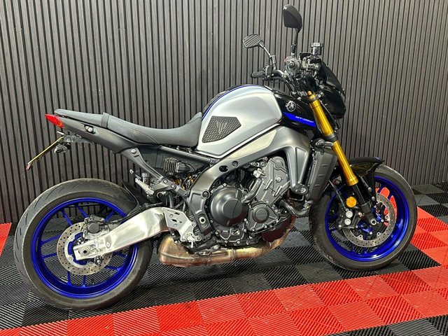 View our YAMAHA MT-09