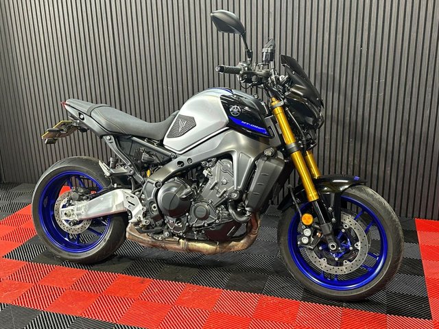 View our YAMAHA MT-09