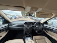 USED 2009 59 MERCEDES-BENZ E-CLASS 3.0 E350 CDI V6 BlueEfficiency Avantgarde Saloon 4dr Diesel G-Tronic Euro 5 (231 ps) **HPI CLEAR~FRESH MOT+SVS**