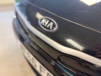 USED 2016 66 KIA OPTIMA 2.0h GDi 9.8kWh Saloon 4dr Petrol Plug-in Hybrid Auto Euro 6 (202 bhp) 