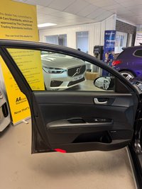 USED 2016 66 KIA OPTIMA 2.0h GDi 9.8kWh Saloon 4dr Petrol Plug-in Hybrid Auto Euro 6 (202 bhp) 